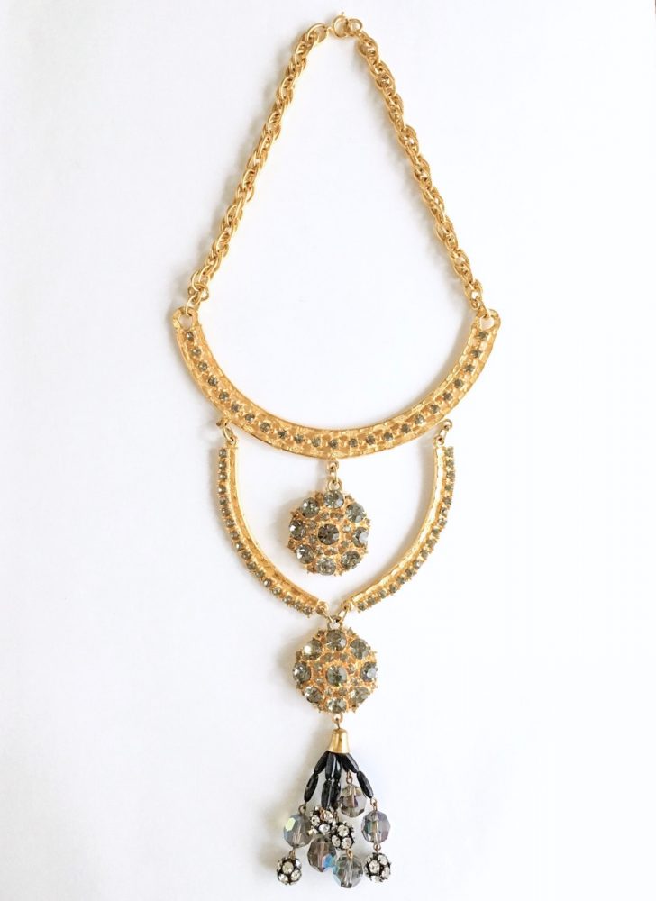 1960s 70s tiered rhinestone necklace