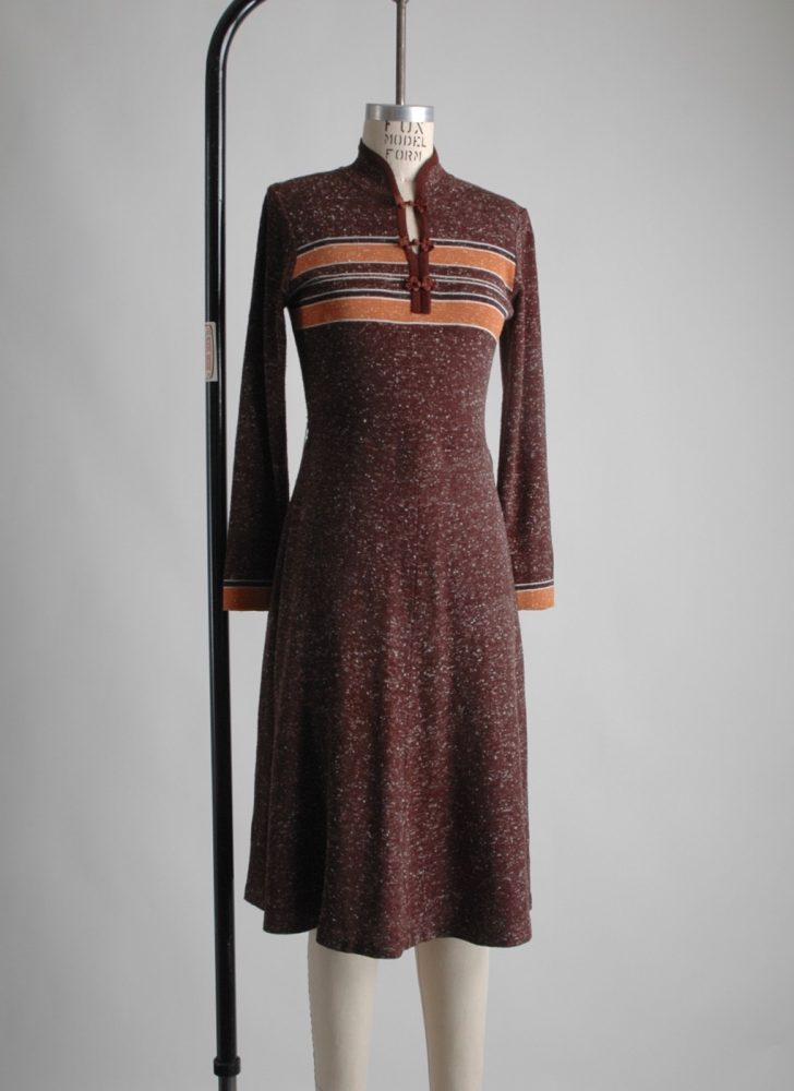 1970s-mandarin-collar-brown-knit-sweater-dress